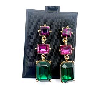 Elegant Gold and Green Drop Earrings